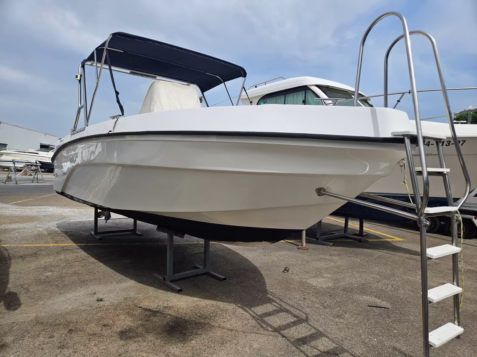 quer 23 - Bateaux à vendre