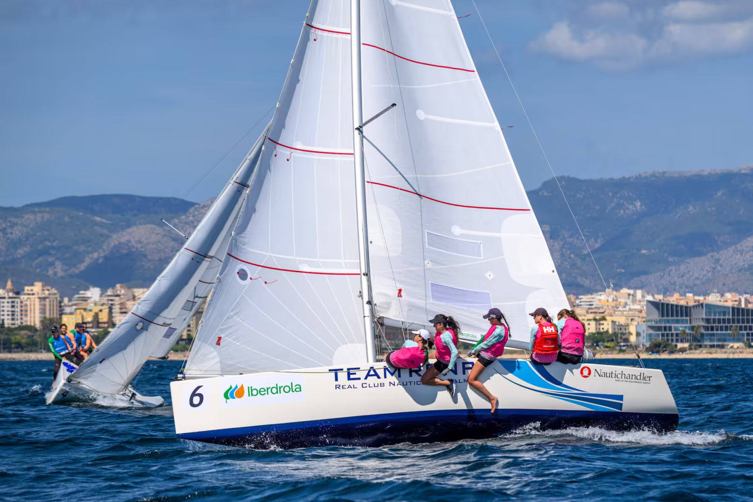 El Balearia del Real Club Náutico de Palma gana en casa la Liga Iberdrola de Vela Femenina - Actualidad náutica